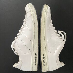 MEN'S  "ADIDAS" SHOES SIZE  8.5 / 42